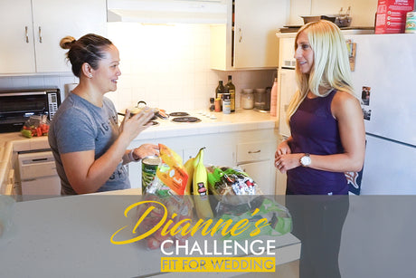 Personal trainer discussing food prep options with client